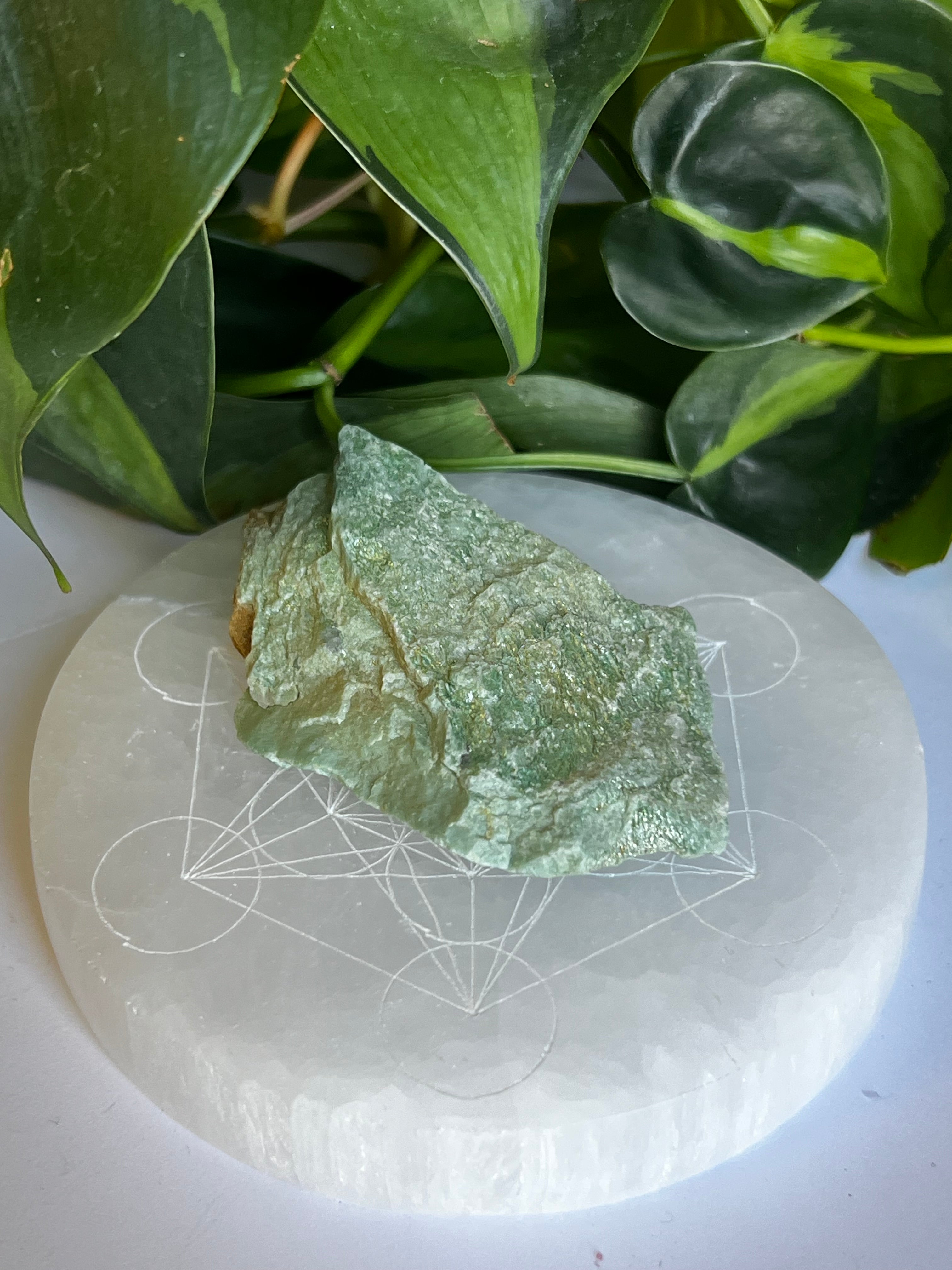 Raw Fuschite