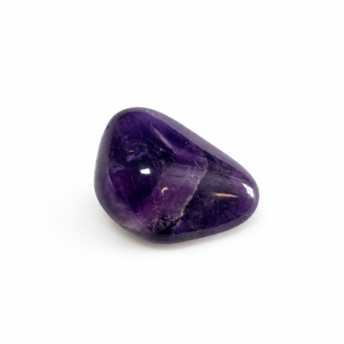 Close-up of the Aquarius set's dark purple Amethyst tumble