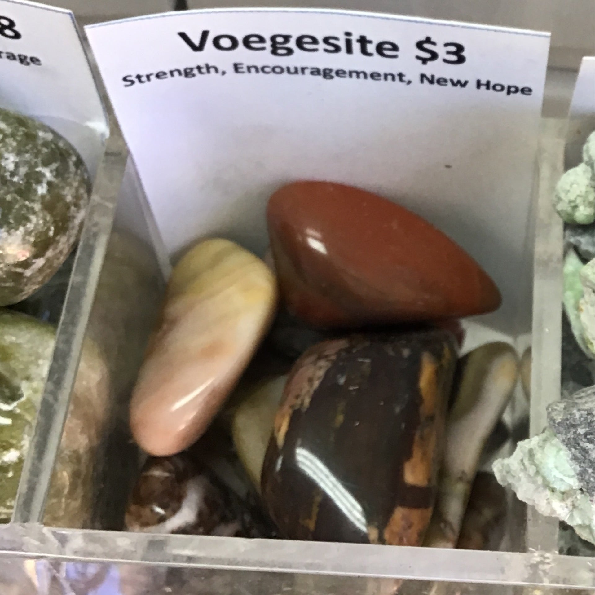 Tumbled Voegesite