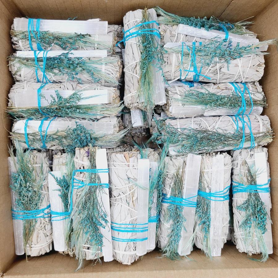 White Sage, Selenite & Blue Floral Smudge Bundles 4"