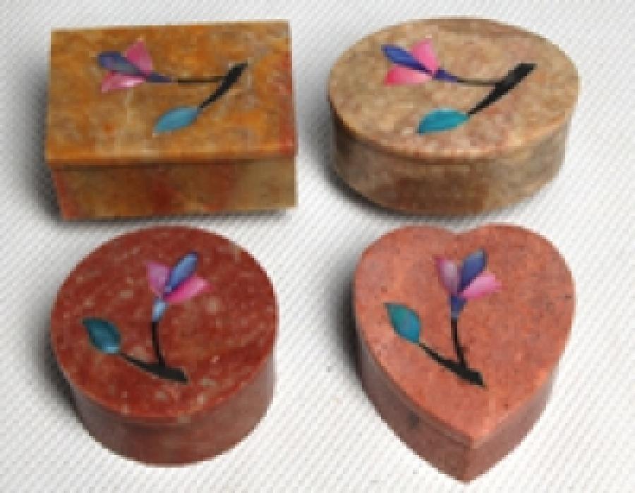 Inlaid Soap Stone Box 3"