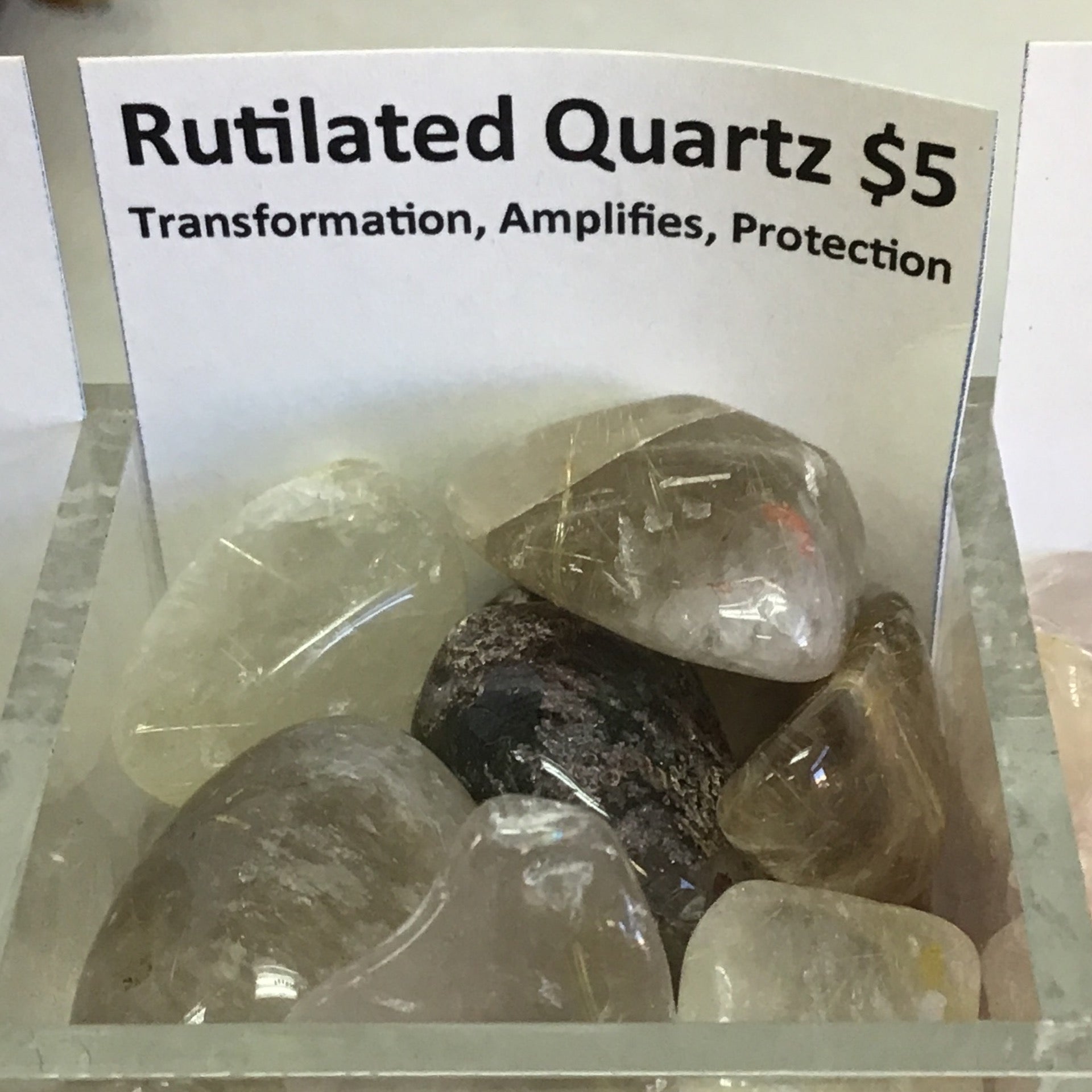 Tumbled Quartz Rutilated
