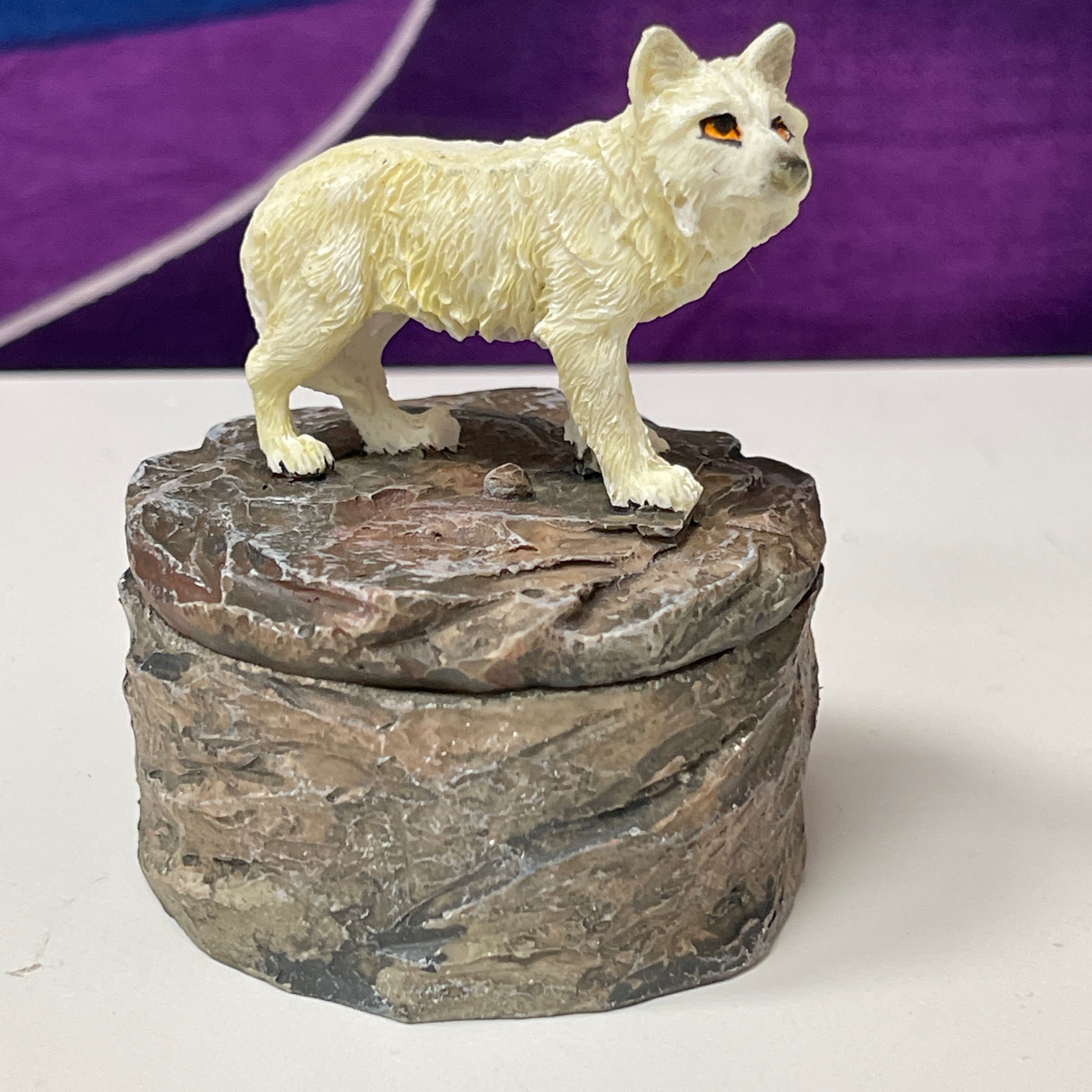 Lone Majestic Wolf Mini Resin Trinket Box 3.15 inches Tall