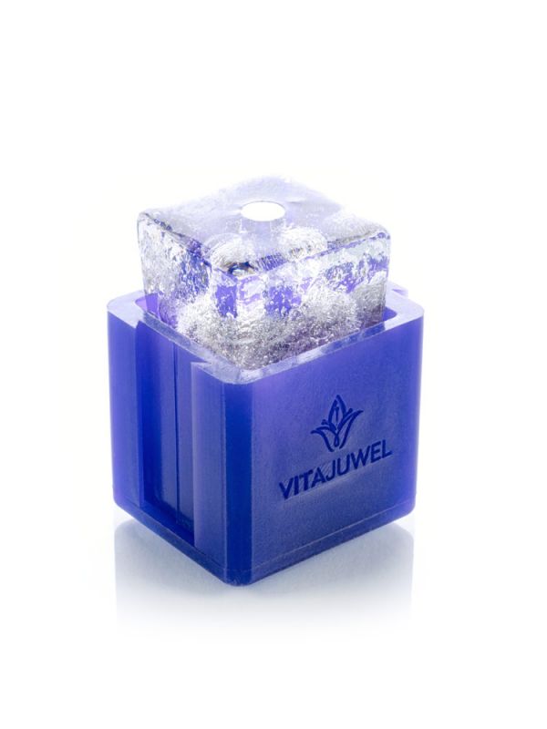 Crystal Ice Cube Maker