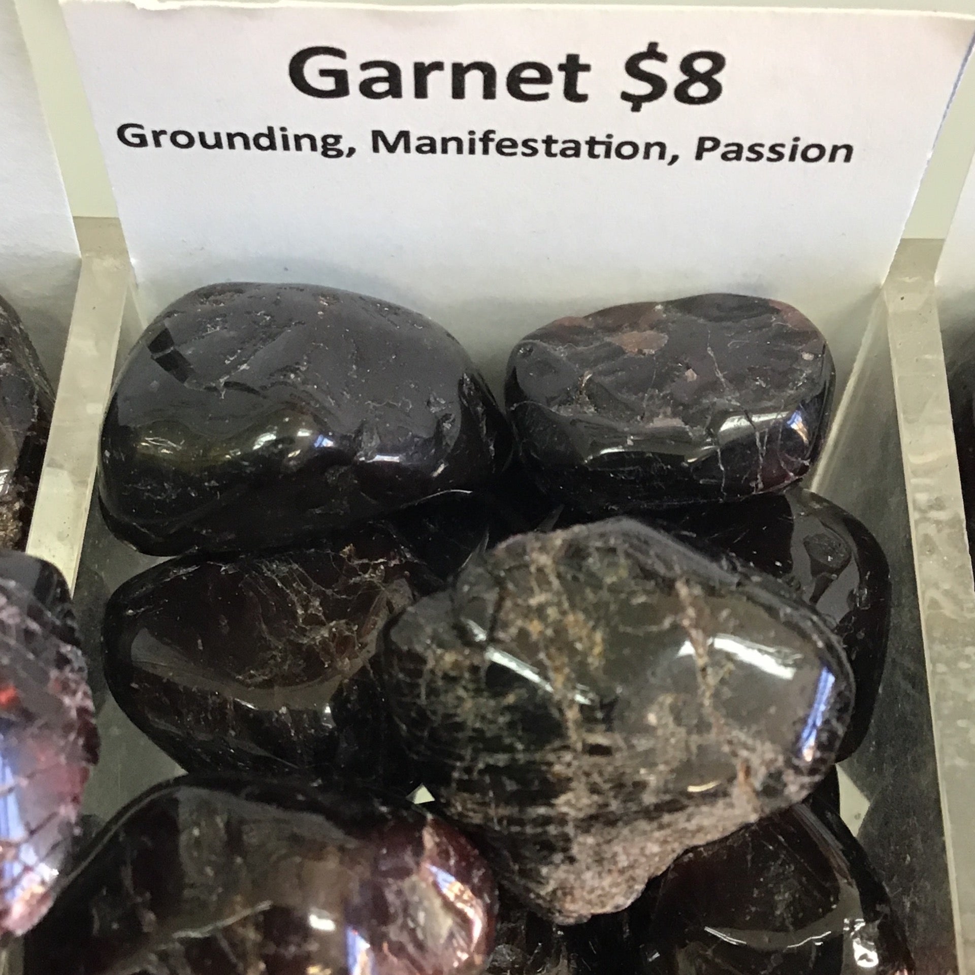 Tumbled Garnet smooth